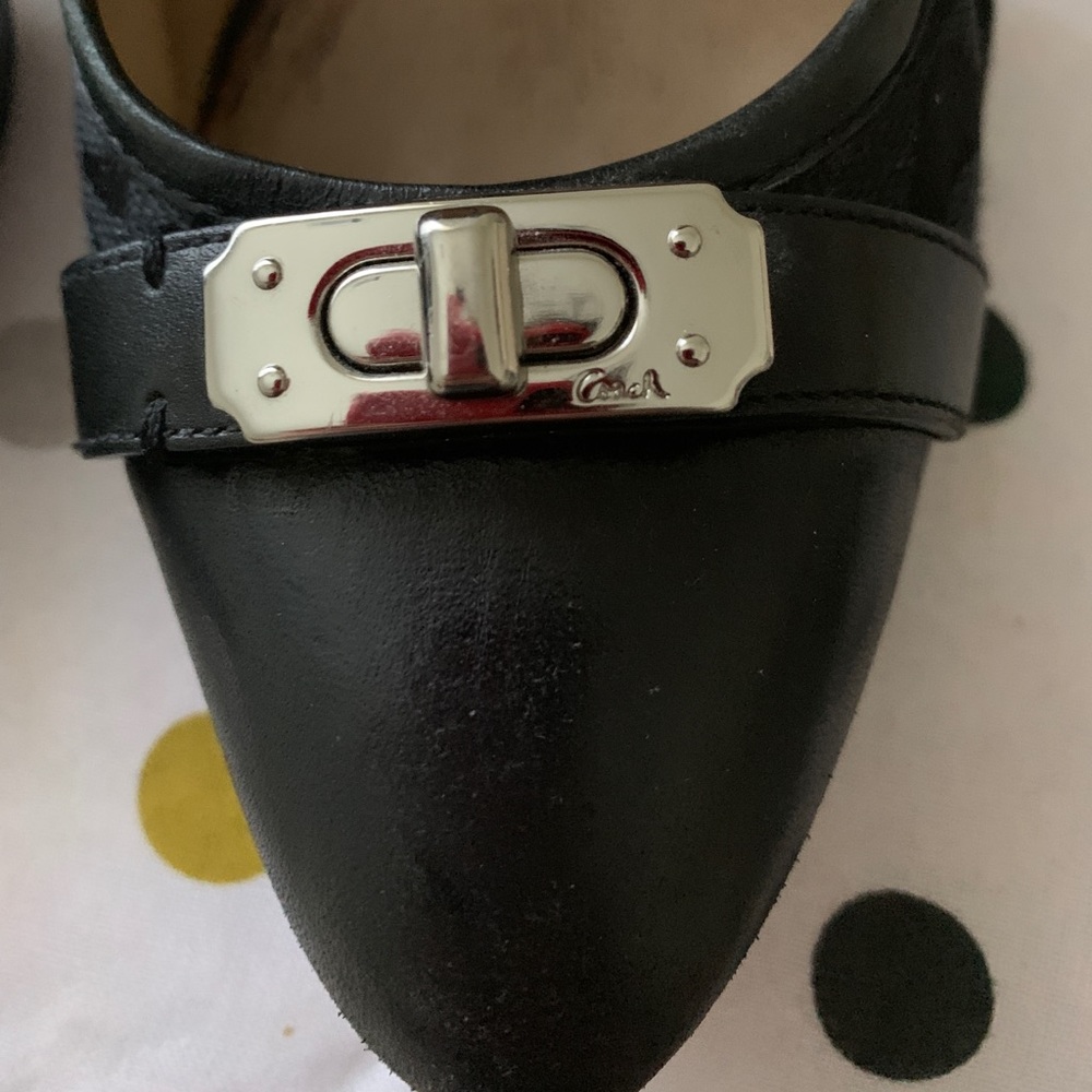 Coach Heels - Picture 3 of 8